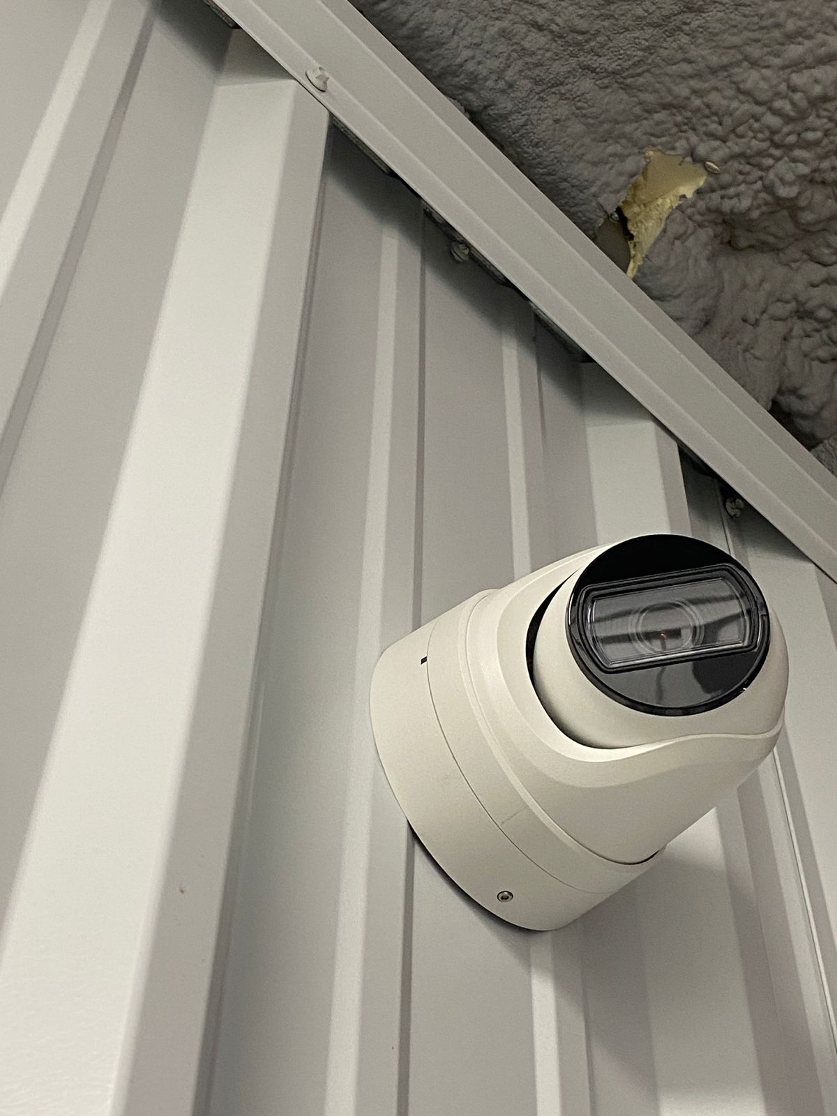 Cayman Storage Solutions: Secure Units in Prospect